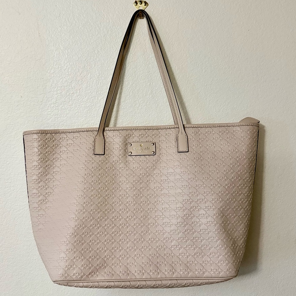 Kate spade ♠️ light pink Tote Bag with Textured Leather and Double Handles